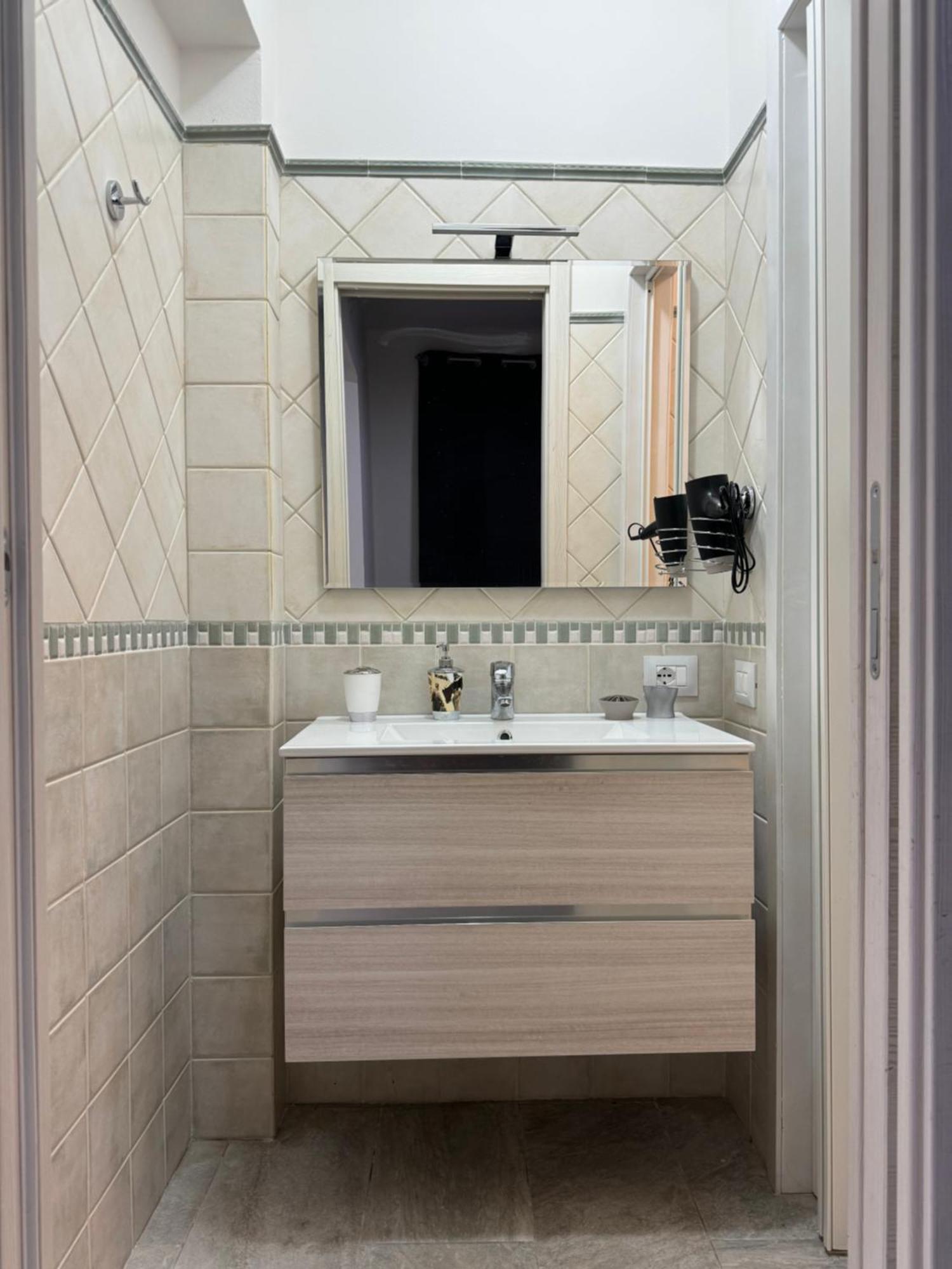 B&B Da Lucia Pula Zewnętrze zdjęcie